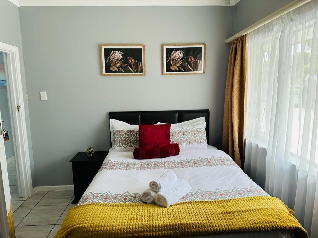 Jodwell Guesthouse East London Bagian luar foto